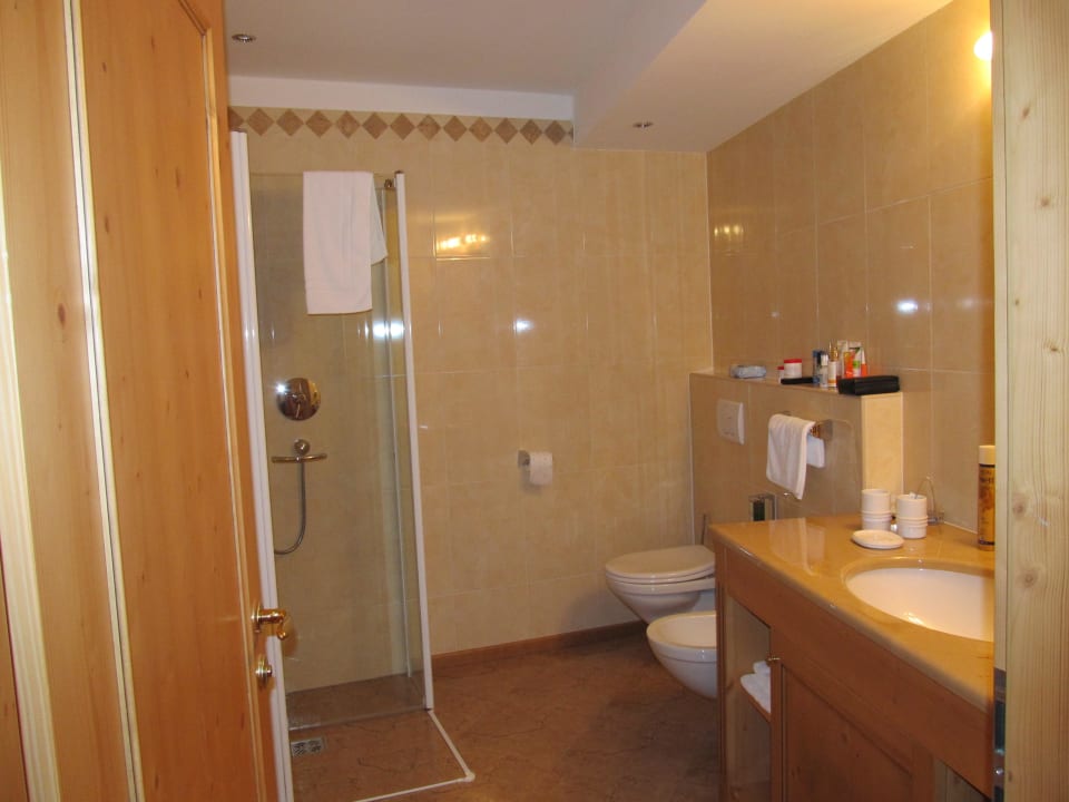 Badezimmer Alpin-Suite Zwölfer Hotel Alpenblick