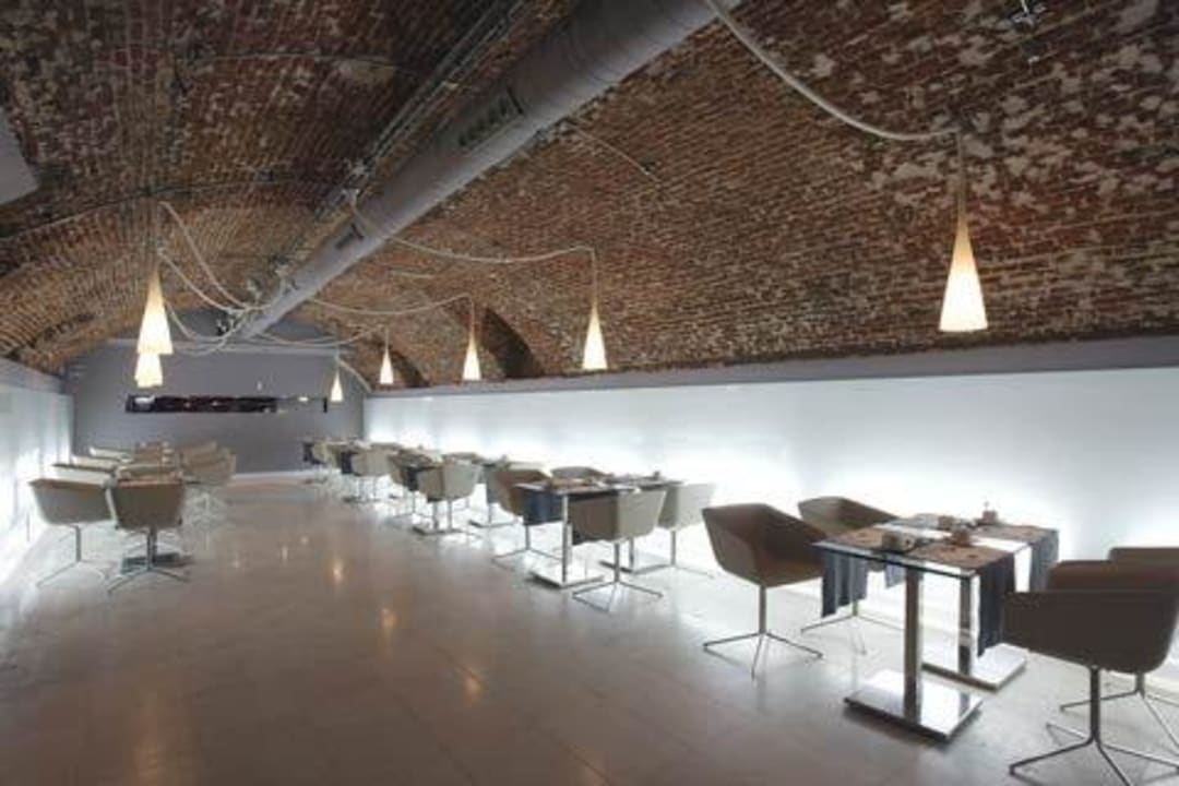 Restaurante Hotel Petit Palace Art Gallery