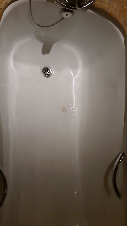 Bad,defekte Wanne JOIA El Mirador by Iberostar