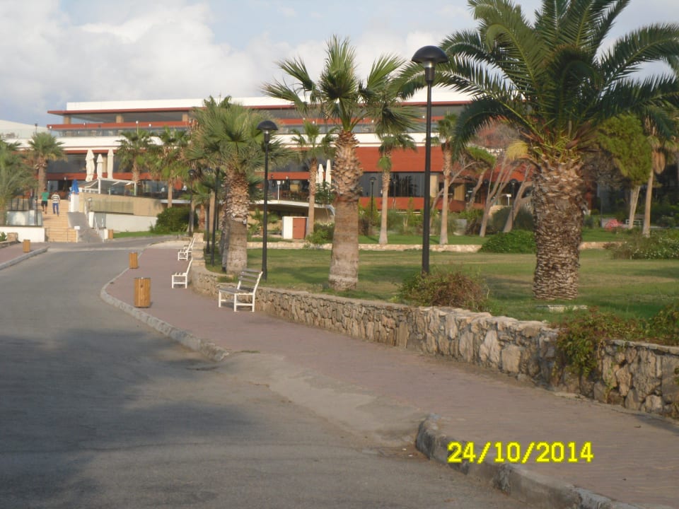 Gartenanlage Acapulco Beach Club & Resort