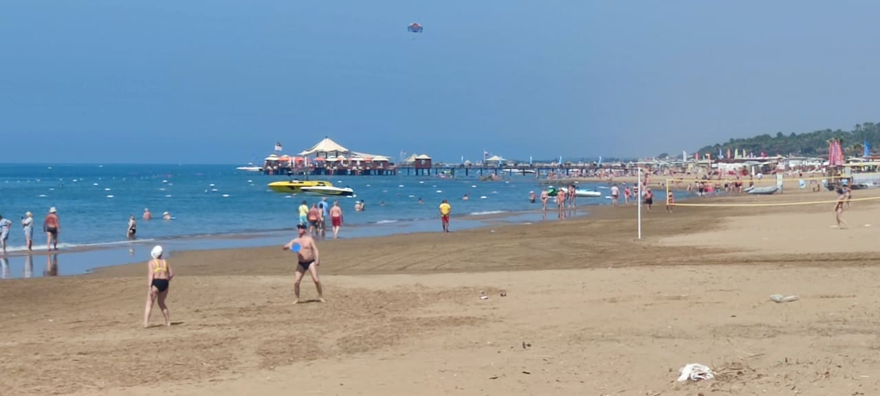 Strand Hotel Victory Resort