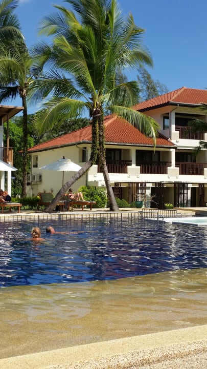 Blick auf Zimmer am Poolbereich The Briza Beach Resort Khaolak