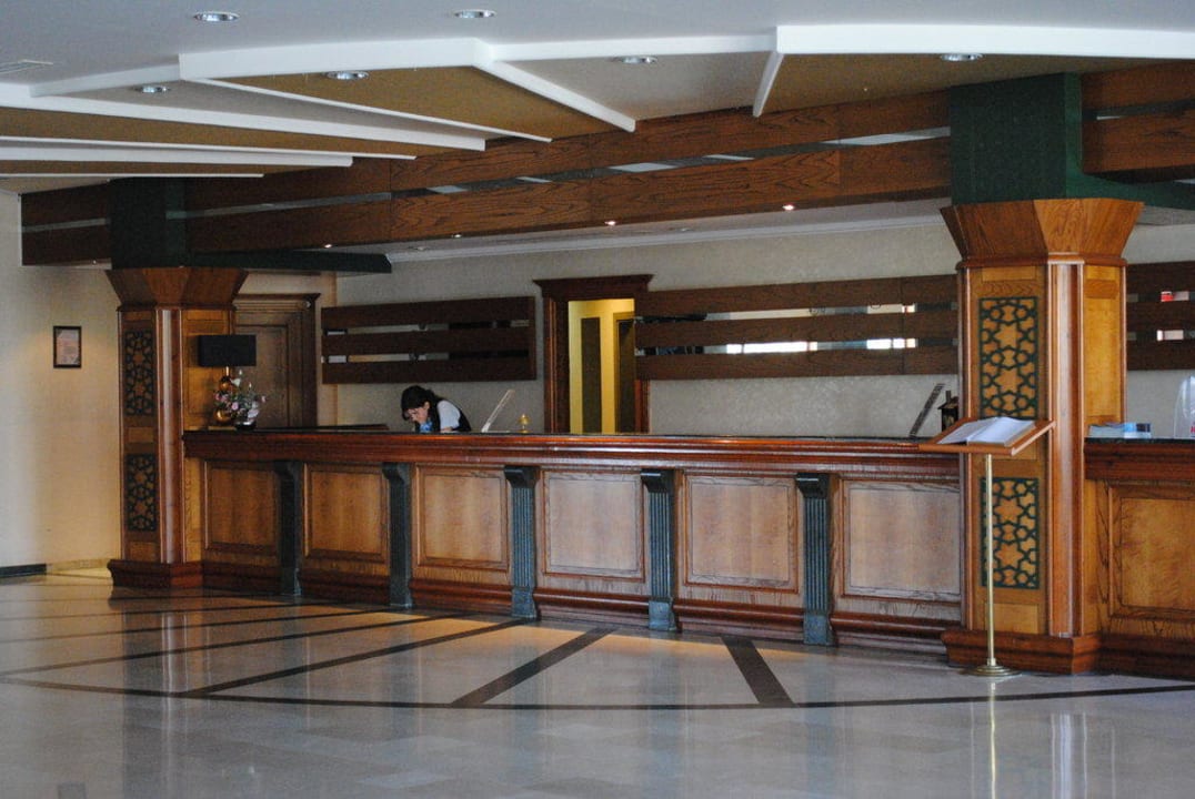 Рецепшн Bella Resort & Spa