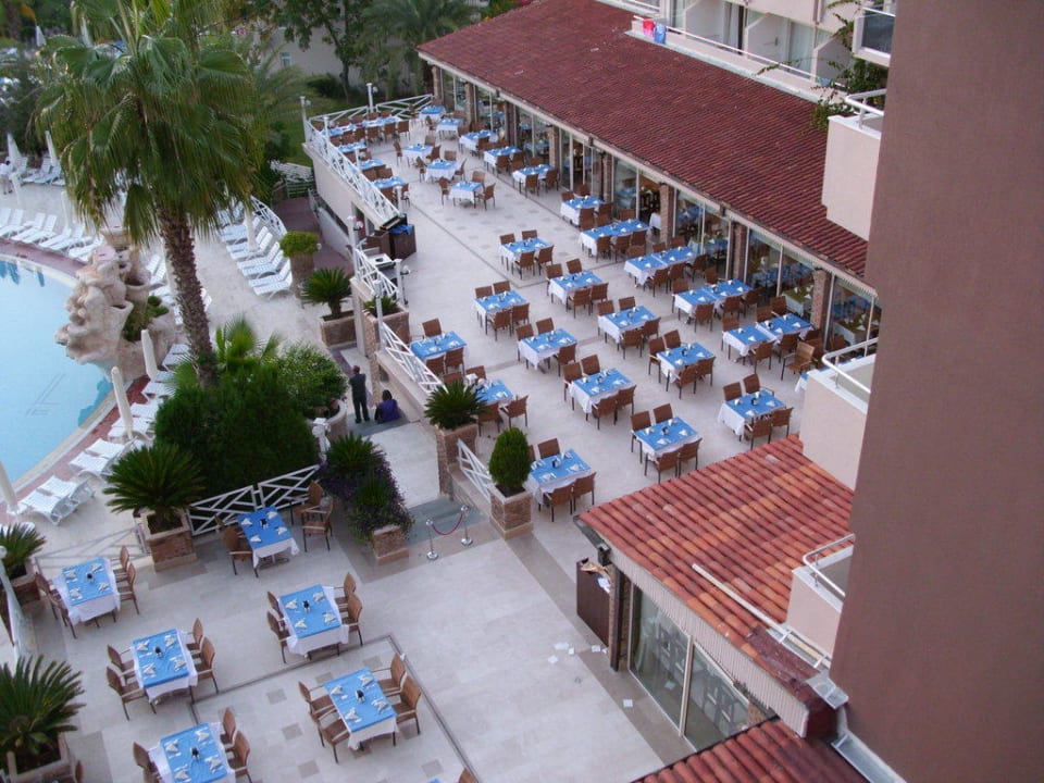 Fischabend Seaden Corolla Hotel