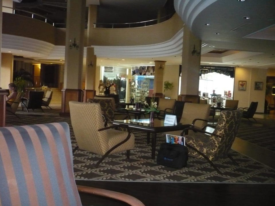 Лобби Bella Resort & Spa