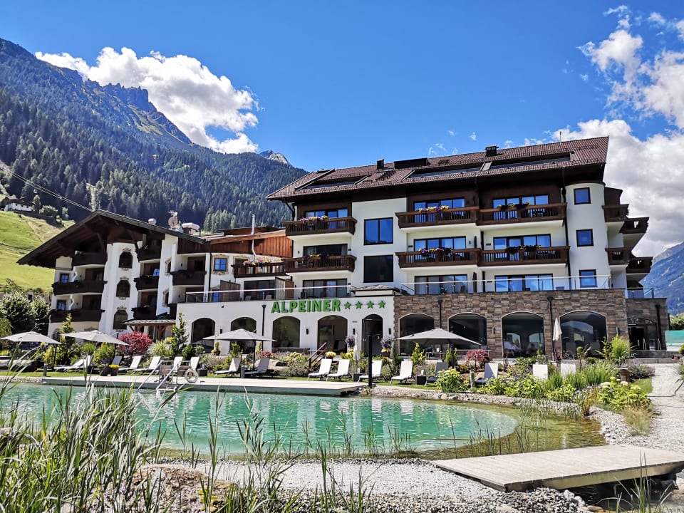 Außenansicht Alpeiner Nature Resort Tirol