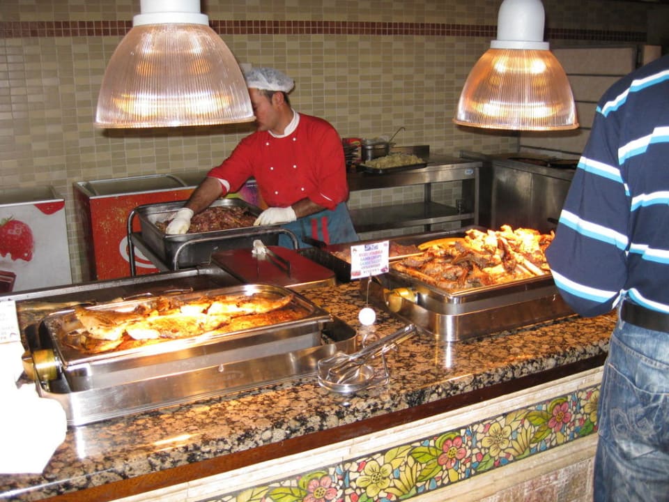 Frisch zubereitetes Essen Sherwood Exclusive Lara