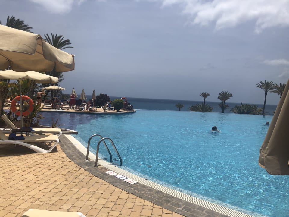 Pool R2 Rio Calma Hotel & Spa & Conference