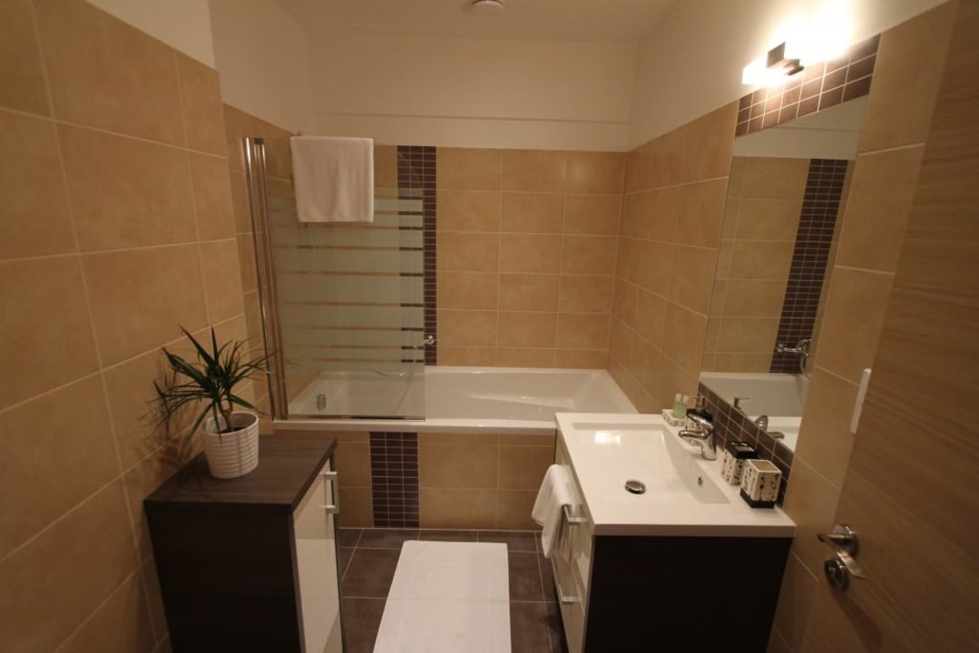 Apaprtmán Family - koupelna s vanou Hotel Boromeum Residence