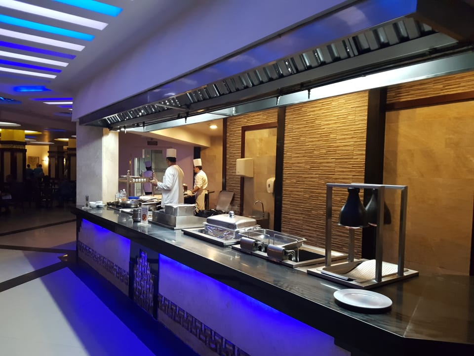 Buffet Beach Albatros Resort