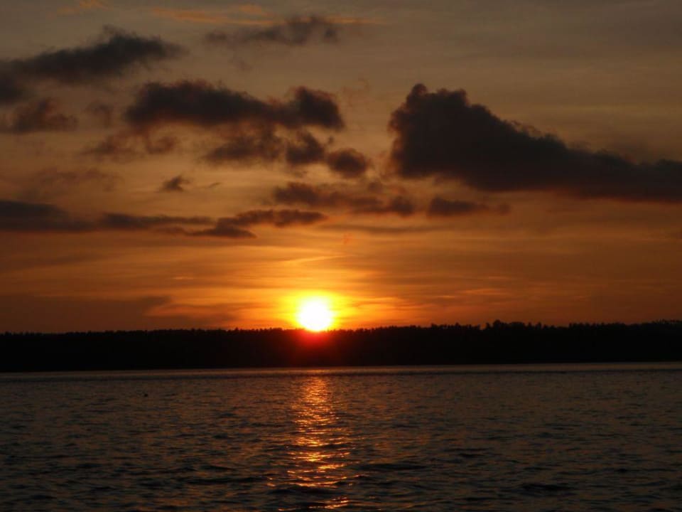 Sonnenuntergang Hotel Siladen Resort & Spa