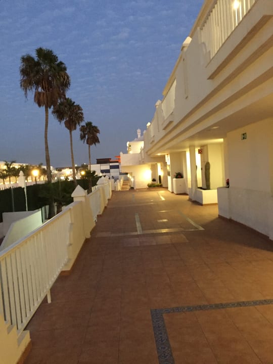 Außenansicht H10 Ocean Suites