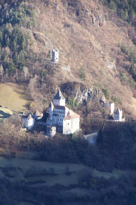 Blick aus unserem Zimmer ins Tal Gasthof zur Traube