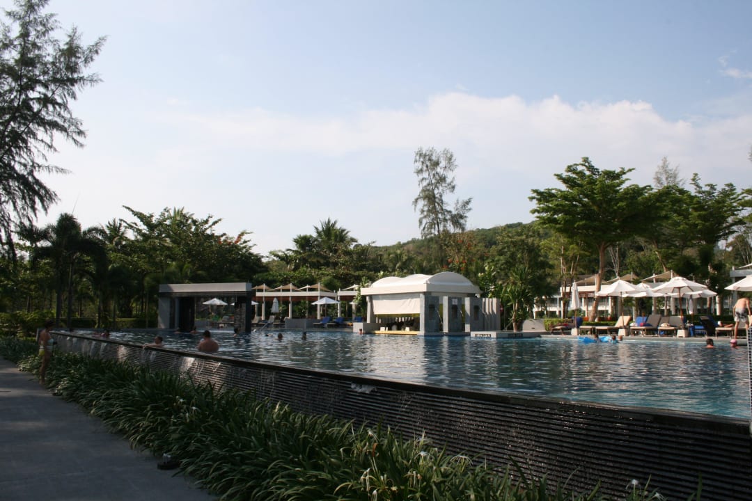 Pool Dusit Thani Krabi Beach Resort