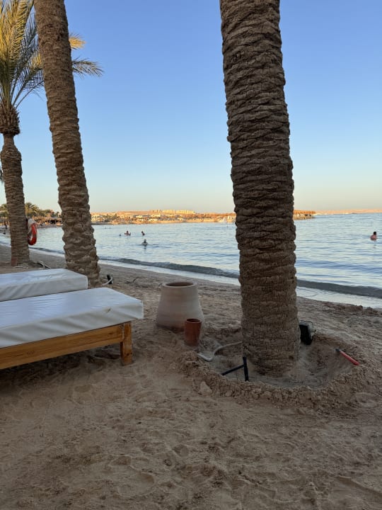 Strand Serry Beach Resort