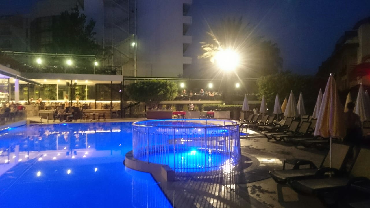 Pool Hotel Gardenia Beach