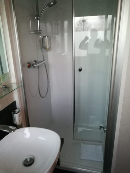 Zimmer Garner Hotel Bremen North by IHG