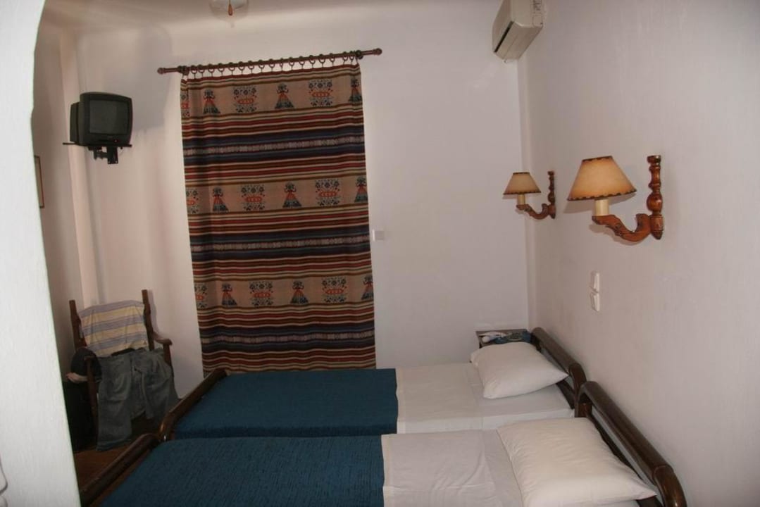 Standardzimmer Kamari Hotel