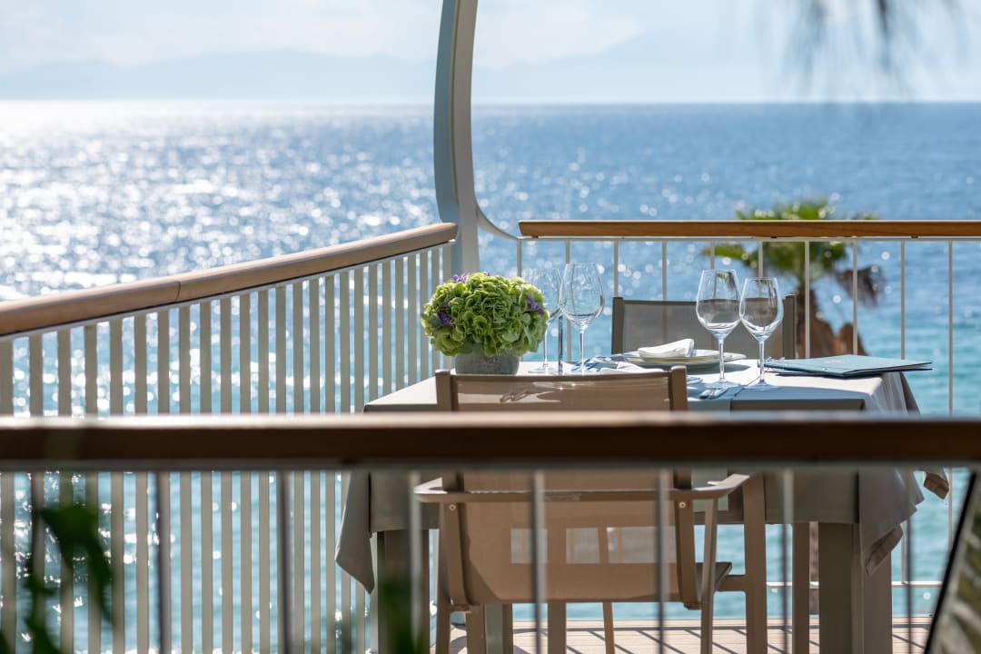 Gastro Pomegranate Wellness Spa Hotel