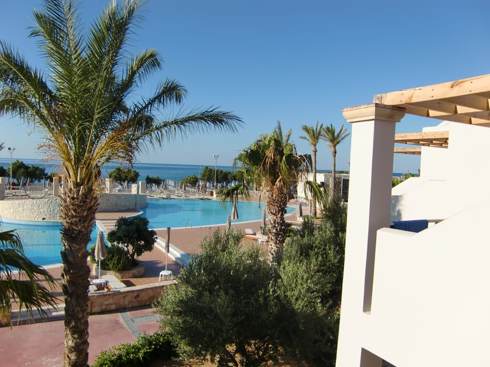 Pool Ostria Resort & Spa