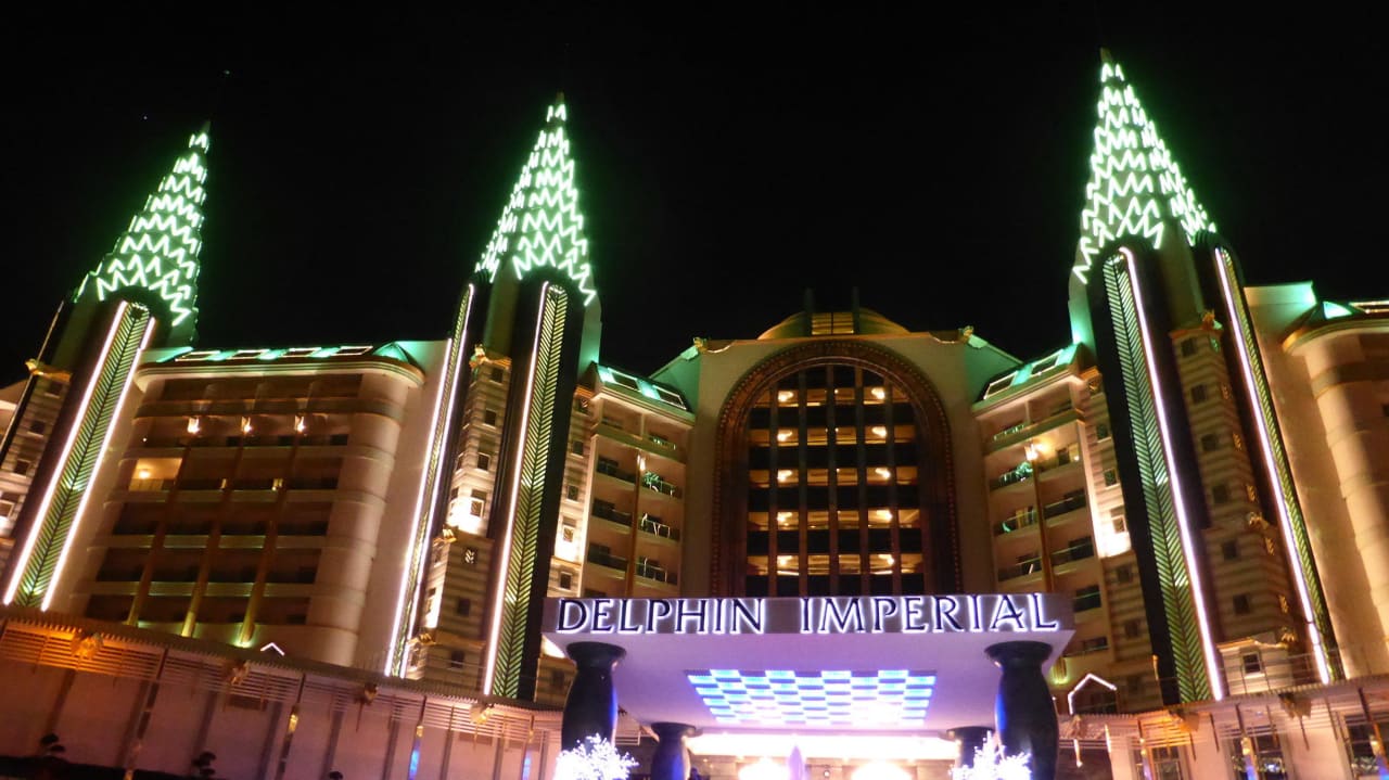 Frontansicht Hotel Delphin Imperial