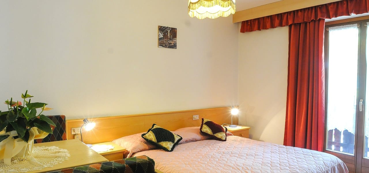 Zimmer Hotel & Pension La Müda
