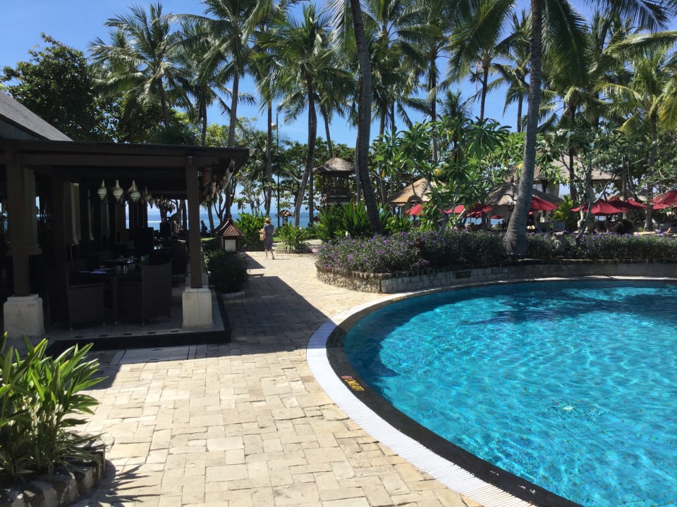 Pool The Laguna A Luxury Collection Resort & Spa