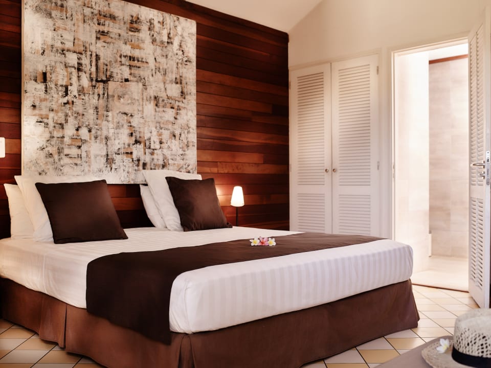 Zimmer Iloha Seaview Hotel