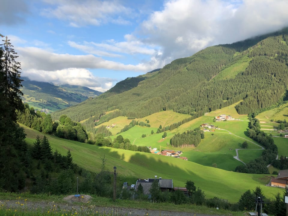 Ausblick Bachgut - Das Resort am Berg