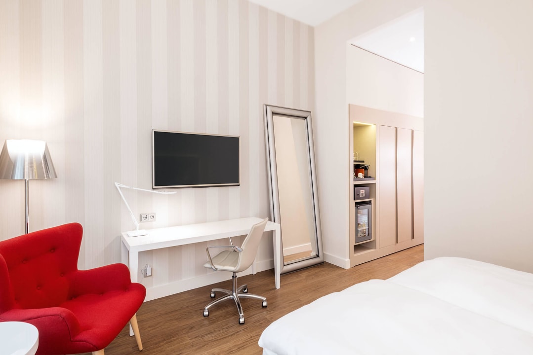 Superior Room NH Collection Berlin Mitte Friedrichstrasse