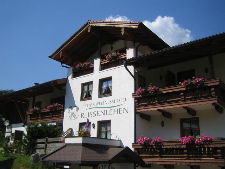 Hoteleingang zur Reeption Naturhotel Reissenlehen