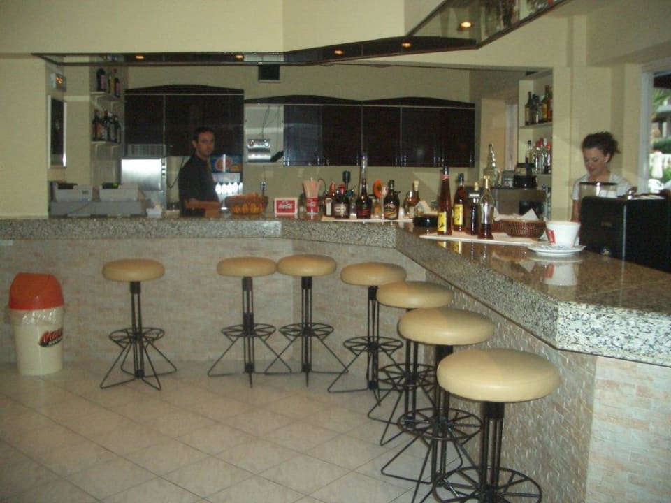 Poolbar Hersonissos Palace