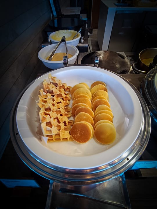 Gastro Holiday Inn Resort Vana Nava Hua Hin