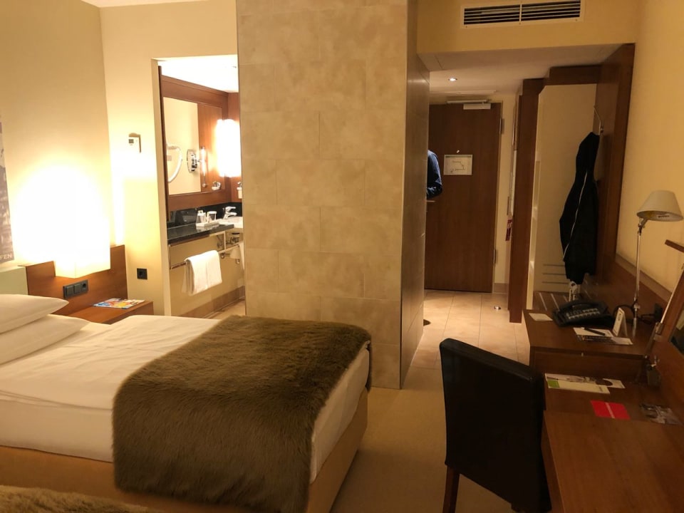 Zimmer Lindner Hotel Hamburg Am Michel, part of JdV by Hyatt