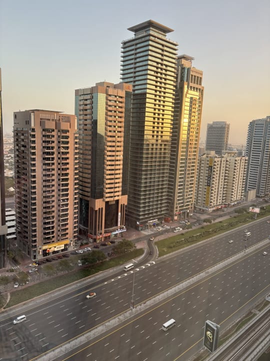 Ausblick Rose Rayhaan by Rotana