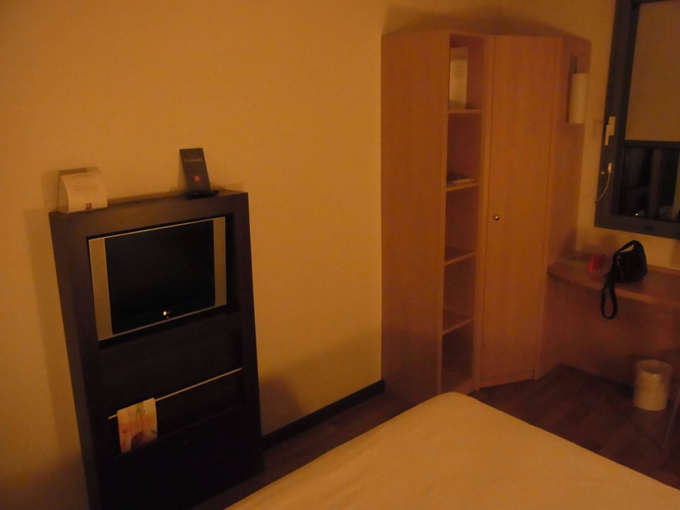 Flachbildfernseher Leonardo Hotel Verona