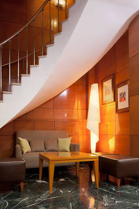 Hall NH Madrid Chamberí