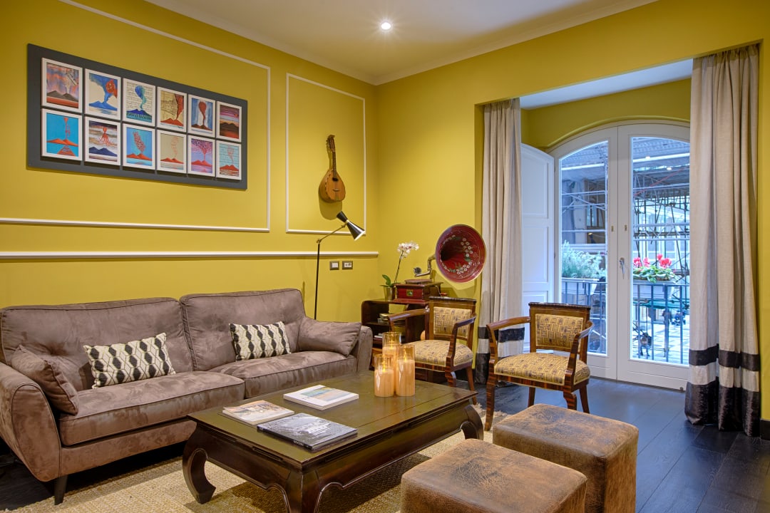 Lobby Caruso Place Boutique and Wellness Suite