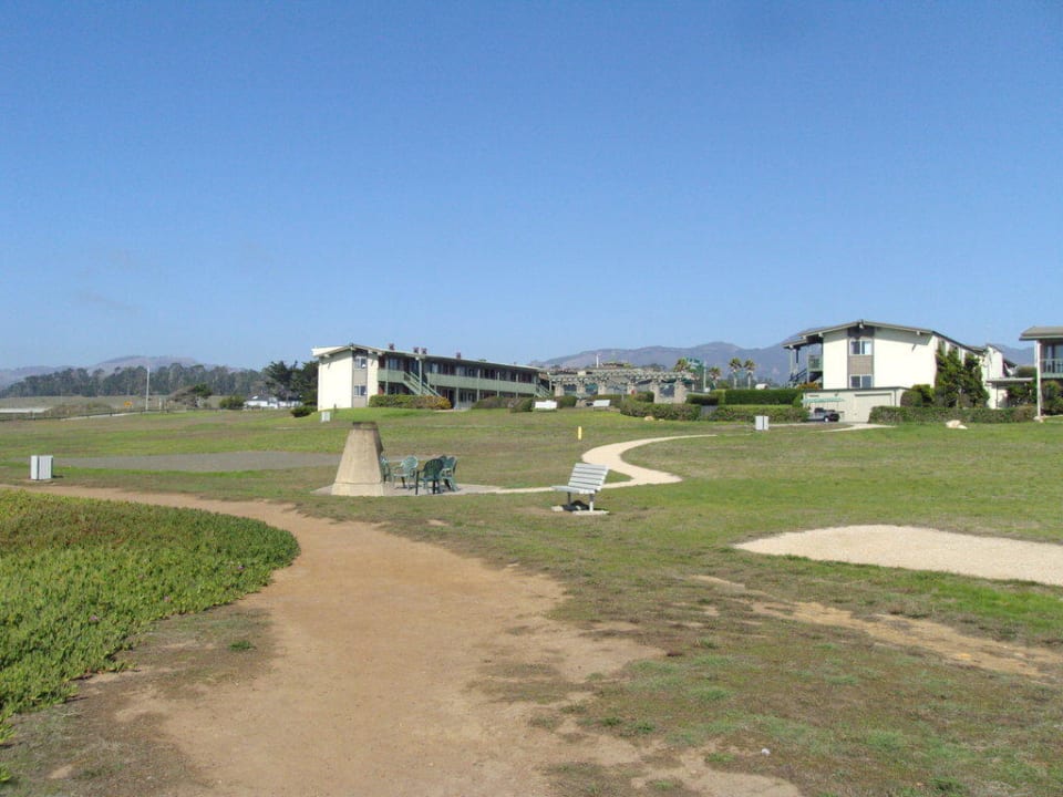 Hotel von Aussen Cavalier Oceanfront Resort