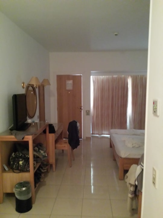 Zimmer Menaville Safaga
