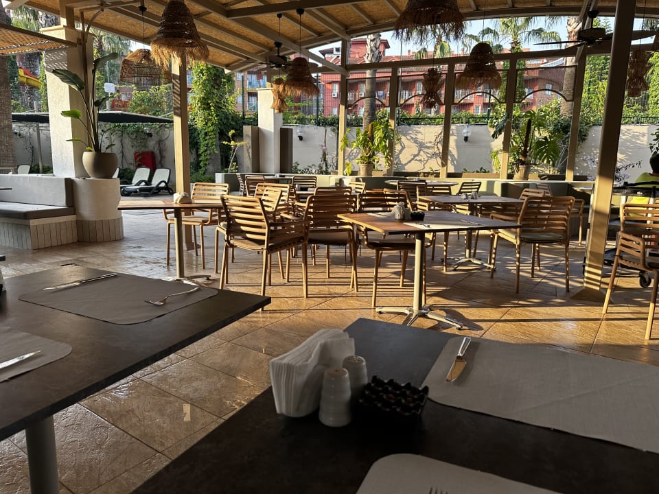 Gastro Can Garden Resort