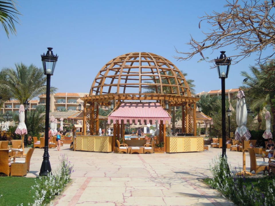 Poolbar Siva Grand Beach