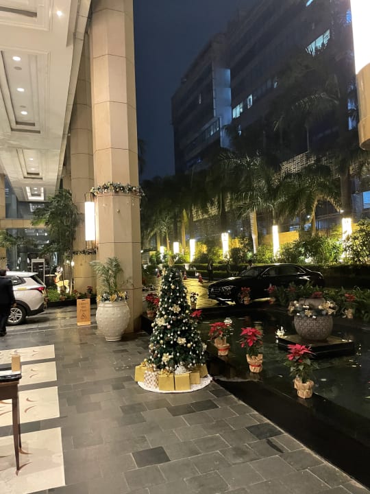 Lobby The Ritz Carlton Bangalore