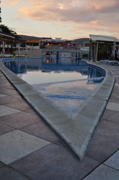 Hotel Glarus Hotel Glarus Beach