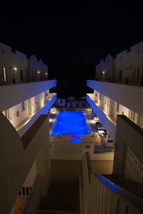 Pool Sentido More Meni Residence & Suites