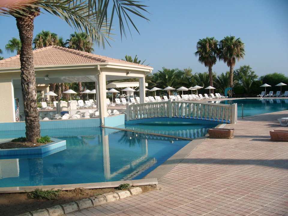 Pool Oscar Resort Hotel