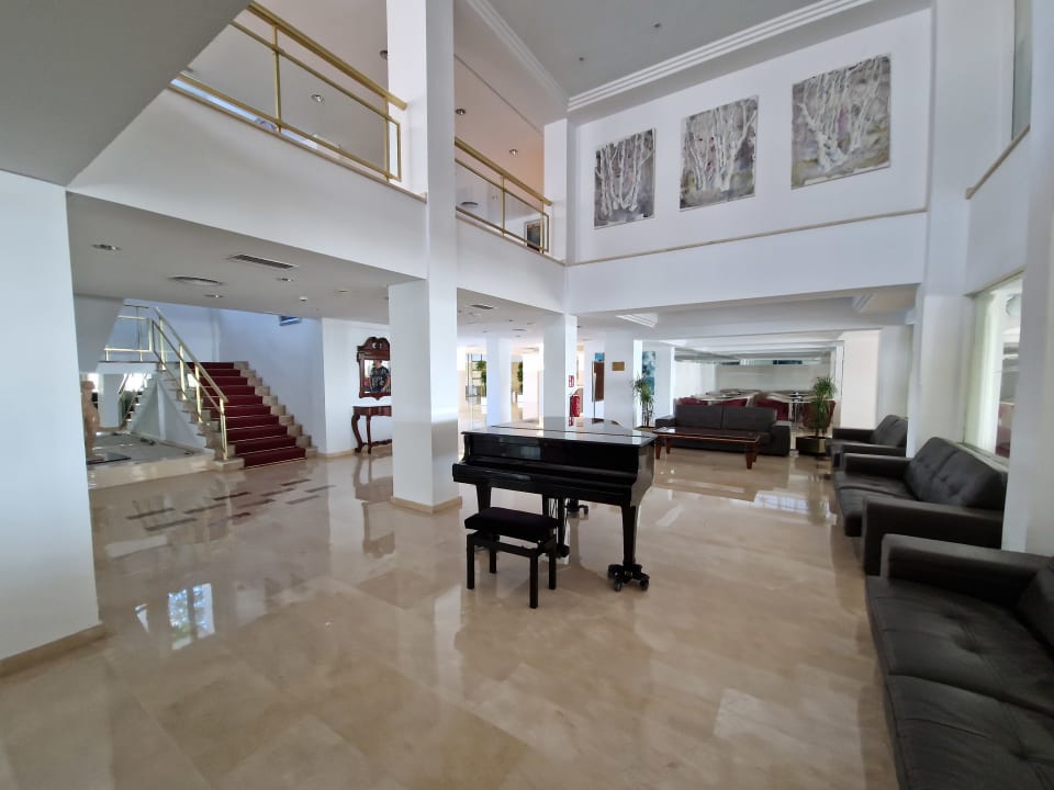 Lobby CM Playa del Moro