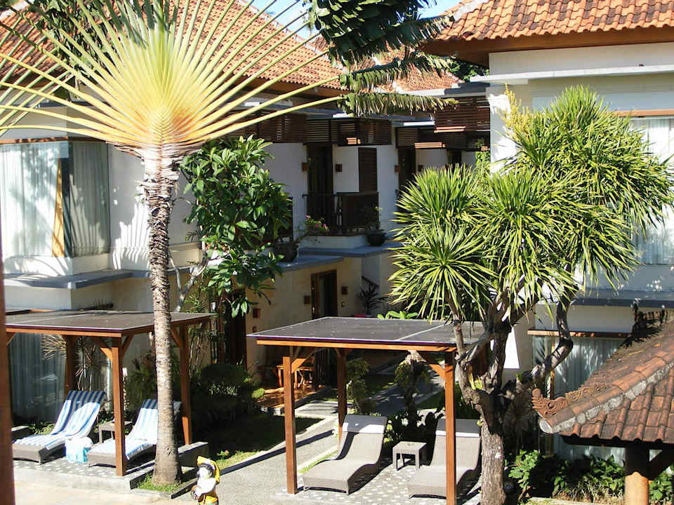 Anlage von Strand her Respati Beach Hotel