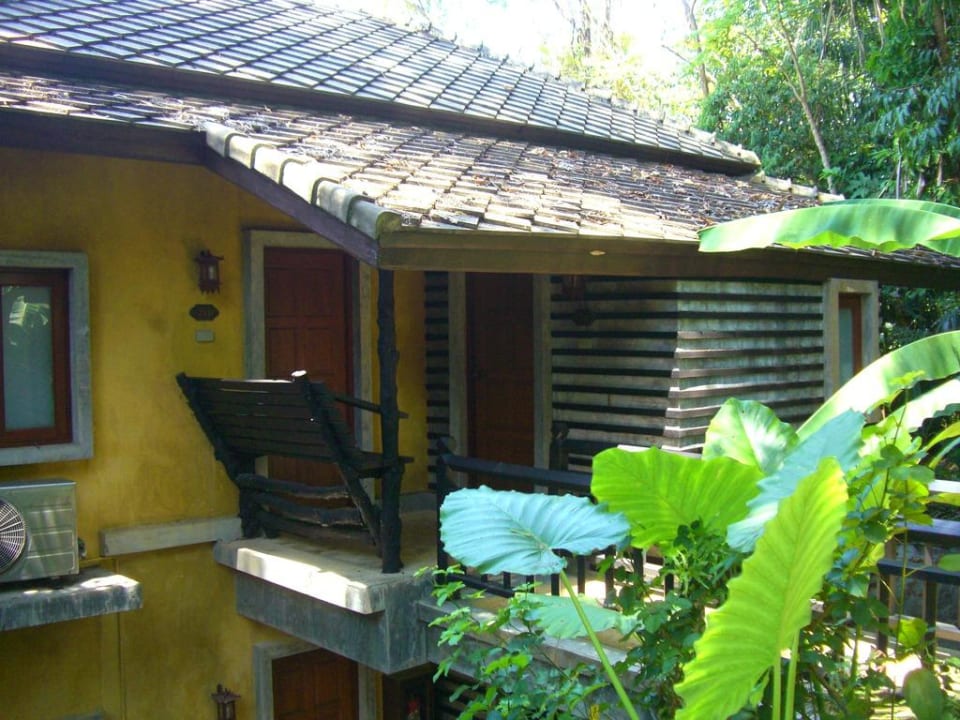 Aussicht auf den Eingang des Standardzimmer Moracea by Khao Lak Resort