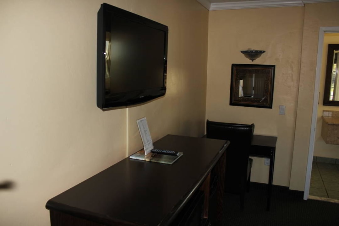 Im Zimmer 17 Inn By the Bay Monterey